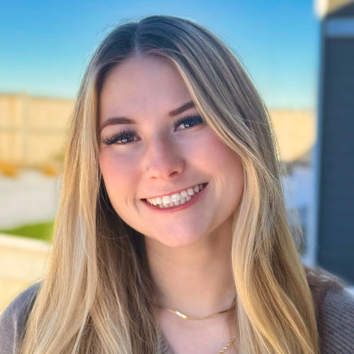 Amyla Boyles headshot